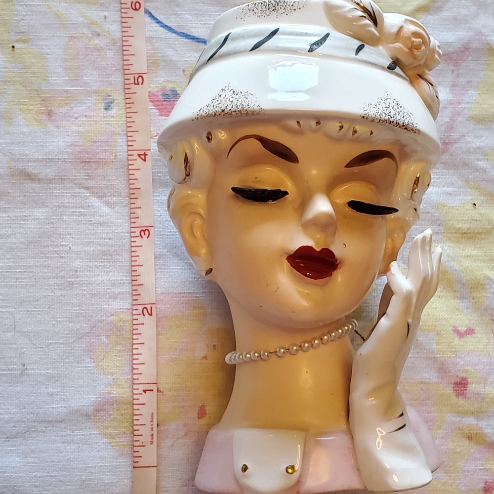 CNC Costume National Ceramic Lady Head Vase - Cream and Red